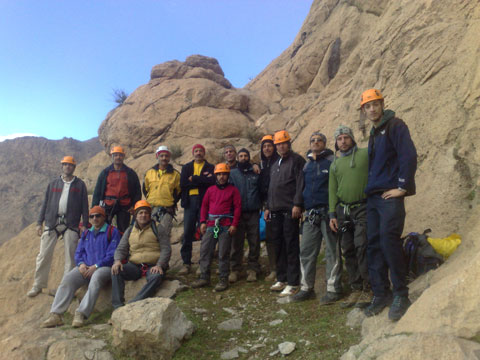 http://s5.picofile.com/file/8103009068/201312061174.jpg