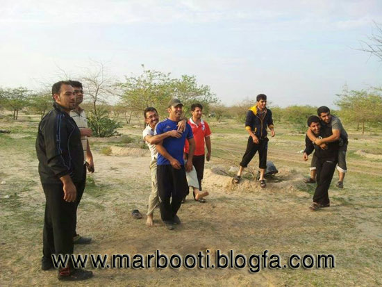http://s5.picofile.com/file/8103267650/bachehaye_kuwait.jpg