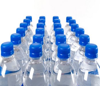 مواد شیمیایی موجود در بطری‌های پلاستیکی برای قلب مضر است 1