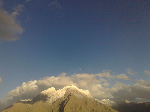 http://s5.picofile.com/file/8104087792/201312141206.jpg