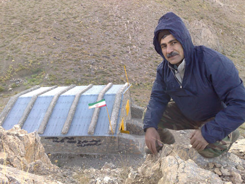 http://s5.picofile.com/file/8105333934/3_4.jpg