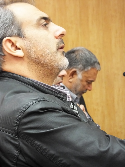 http://s5.picofile.com/file/8105557134/DSCF7095.jpg