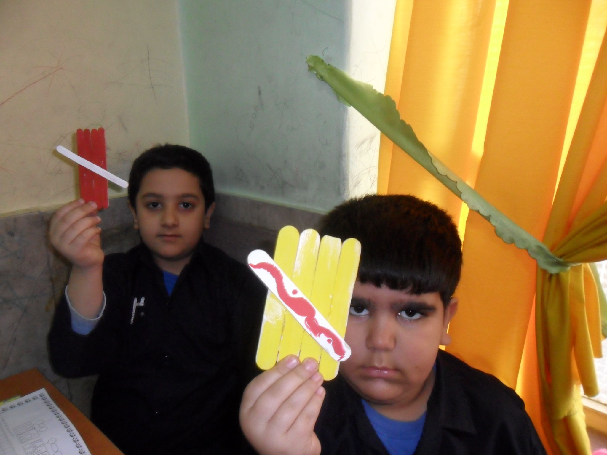 کاردستی با چوب خط کلاس اول