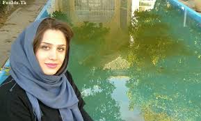 سارا روستاپور سارا روستاپور