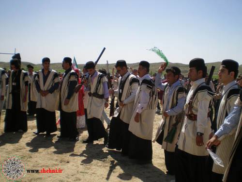 http://s5.picofile.com/file/8108147968/01a%D8%ADq_11_.jpg