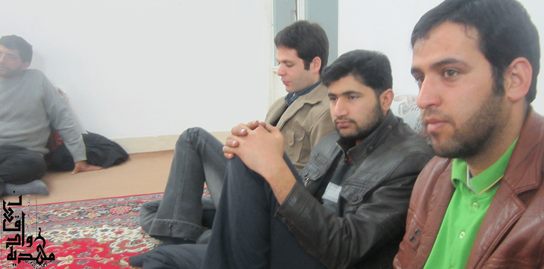 http://s5.picofile.com/file/8108348918/1.gif