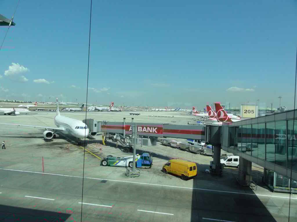 http://s5.picofile.com/file/8110401626/DSC00900.jpg
