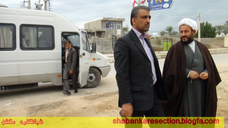 http://s5.picofile.com/file/8111870784/DSC03205_Copy_.jpg