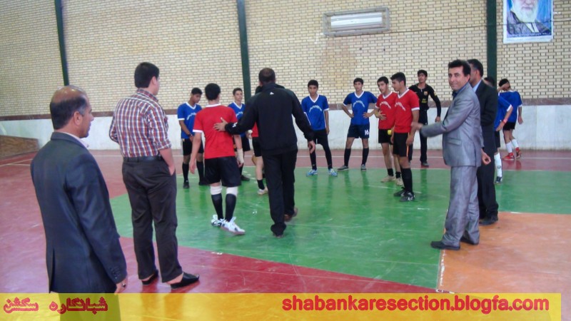 http://s5.picofile.com/file/8111874934/DSC03168_Copy_.jpg