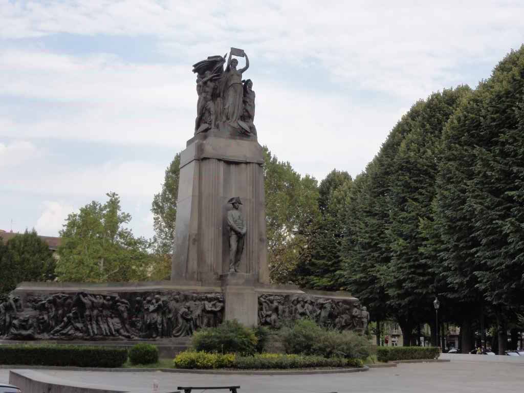 http://s5.picofile.com/file/8111950934/DSC00929.jpg