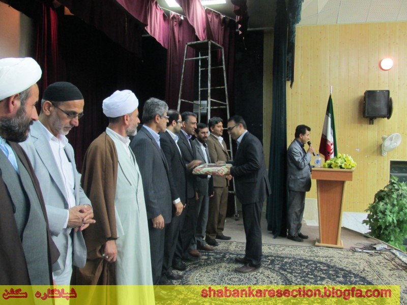 http://s5.picofile.com/file/8112549442/IMG_1906_Copy_.jpg