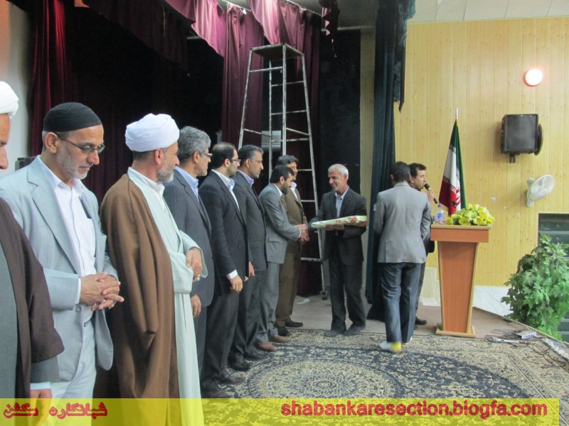 http://s5.picofile.com/file/8112549526/IMG_1909_Copy_.jpg
