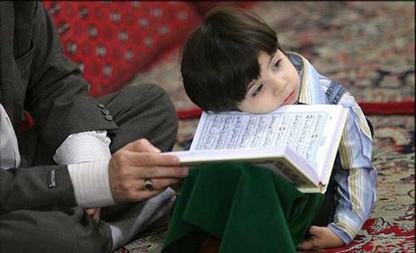 در این مسجد که من دیدم چراغ اعتقادی نیست