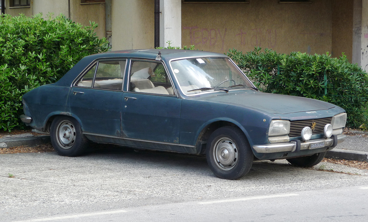 Peugeot_504_1.jpg