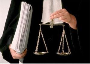 وکیل و وکالت و مسئولیت حرفه ای وکیل 