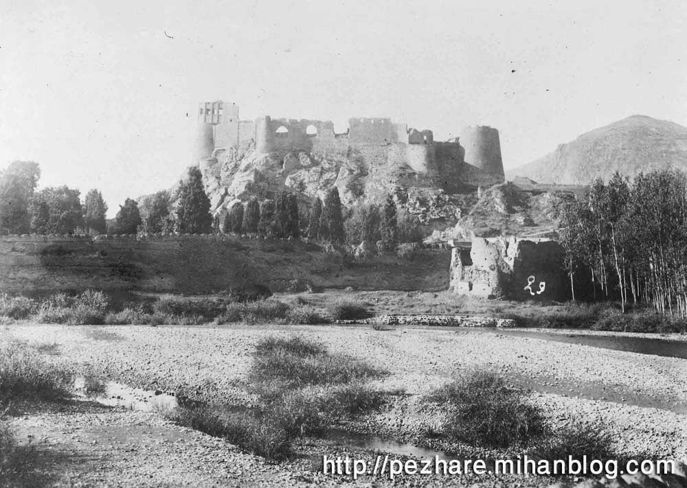 عکس قدیمی قلعه فلک الافلاک