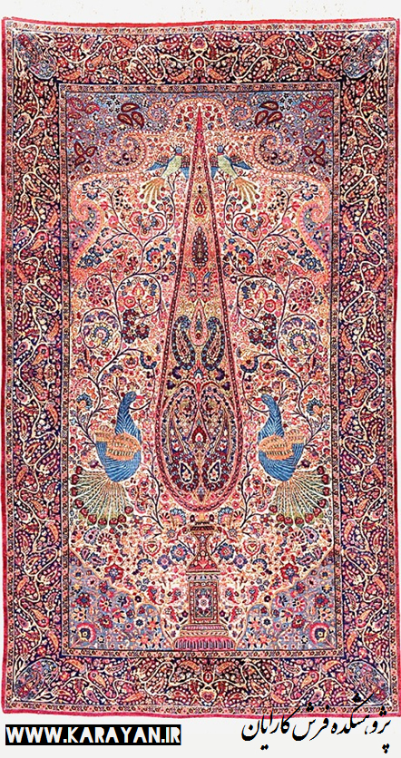 قالیچه ی راور کرمان - طرح سرو منقش گلدانی با مرغ ها و طاووس