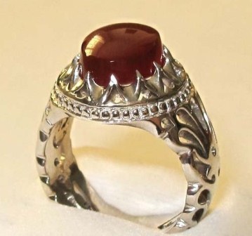 [تصویر:  Agate_Yemeni_aghigh_Yamani_ring_angoshtar_1_500x500.jpg]