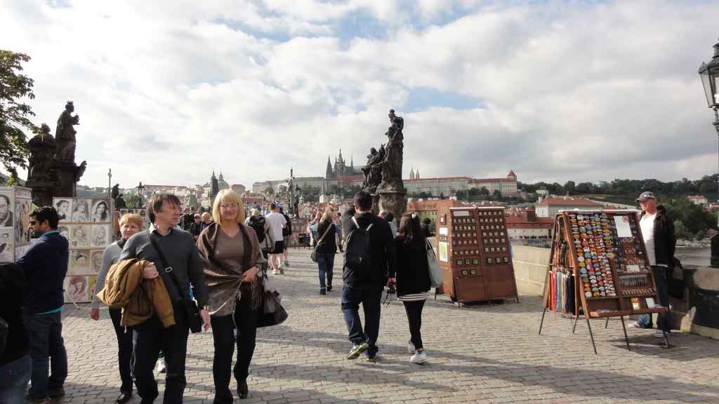 http://s5.picofile.com/file/8127123926/DSC02040.jpg