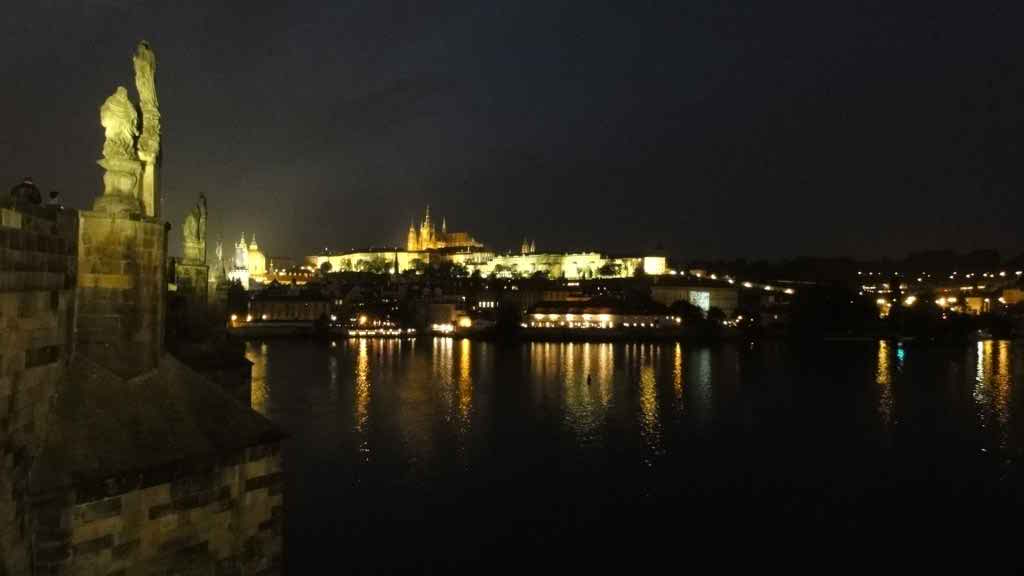 http://s5.picofile.com/file/8127124192/DSC02385.jpg