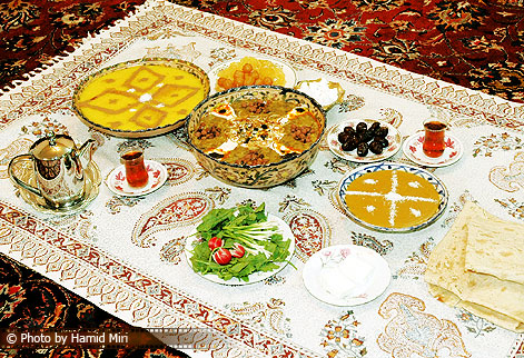 تغذیه: توصیههای طب سنتی در ماه رمضان تغذیه: توصیههای طب سنتی در ماه رمضان