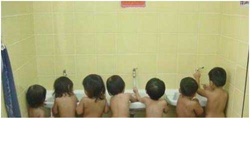 عکس کاملا مستهجن دختران و پسران لخت در حمام!!