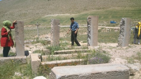 آثار بادامیار