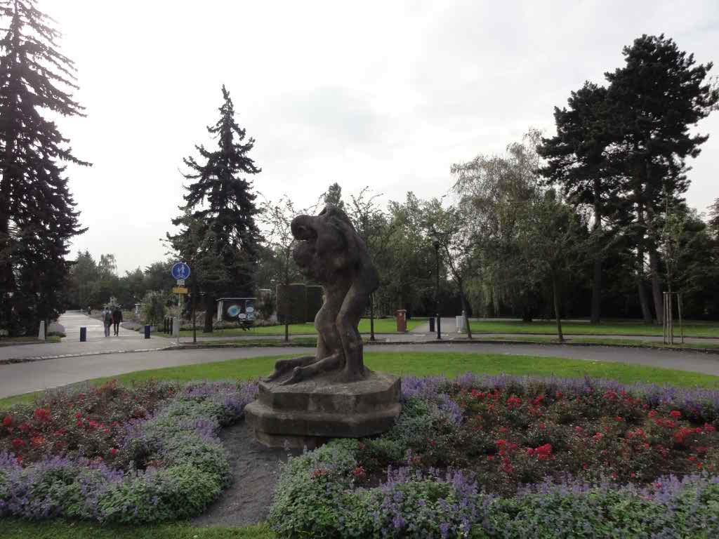 http://s5.picofile.com/file/8128759334/DSC02109.jpg