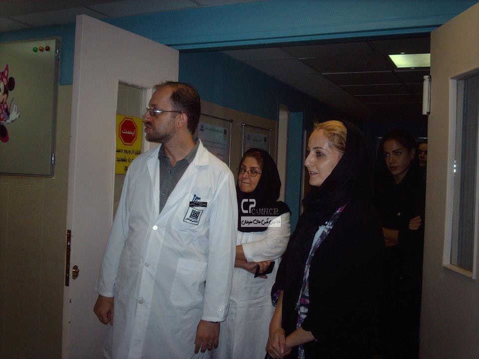 شقایق دهقان در بيمارستان طبي كودكان 