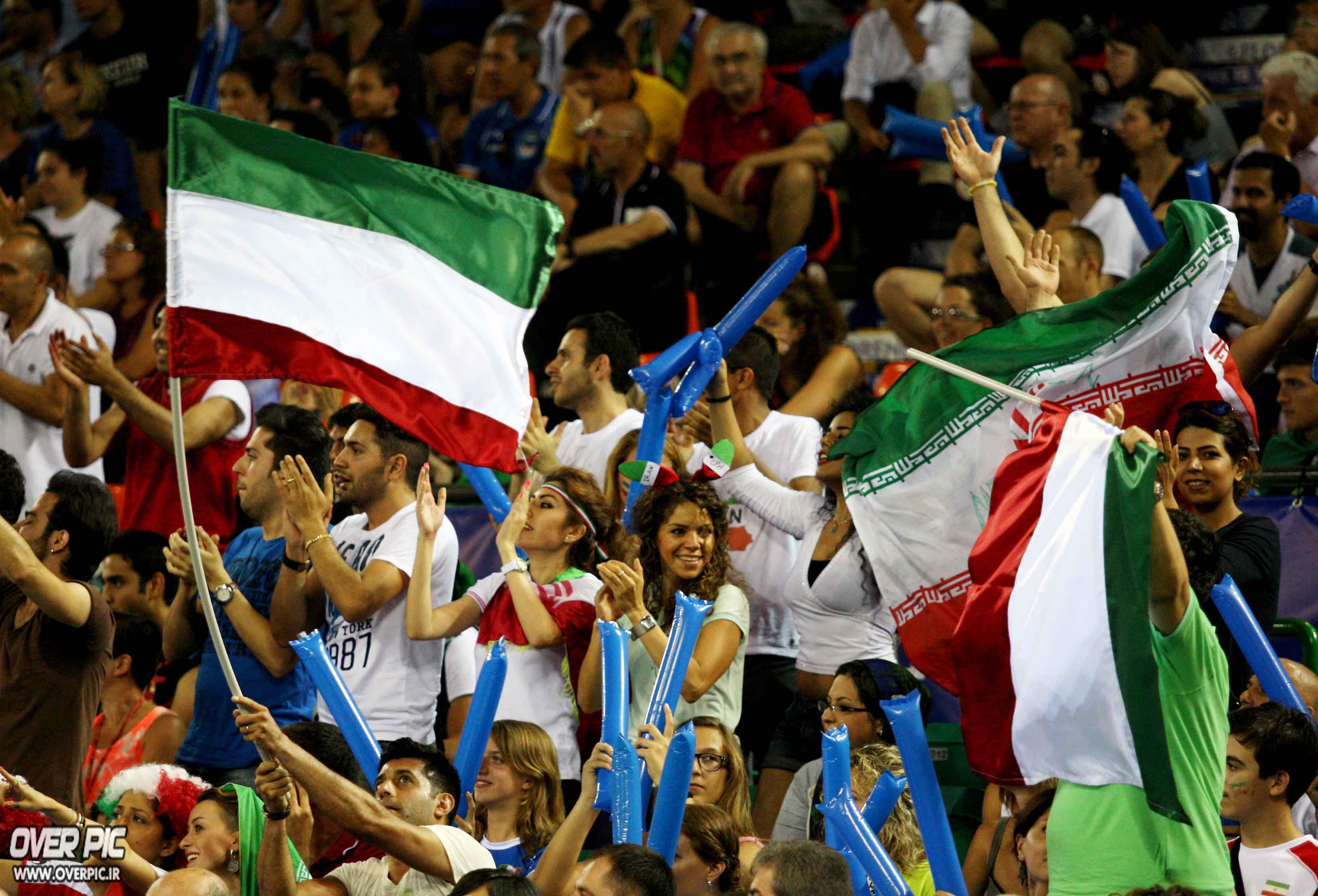 عکس های مسابقه والیبال ایران - فرانسه