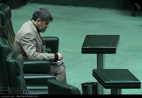 آیینه یزد - خیرخواه رهبری کسانی هستند که واقعیات جامعه را به اطلاع ایشان می‌رسانند