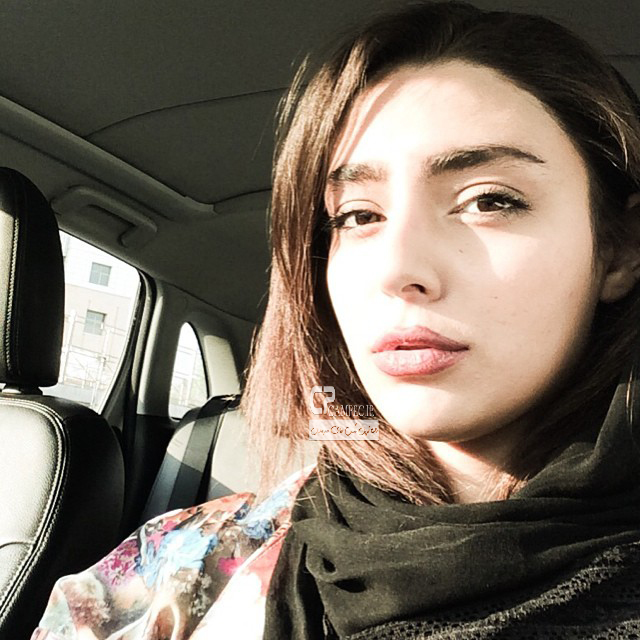 هستی مهدوی فر