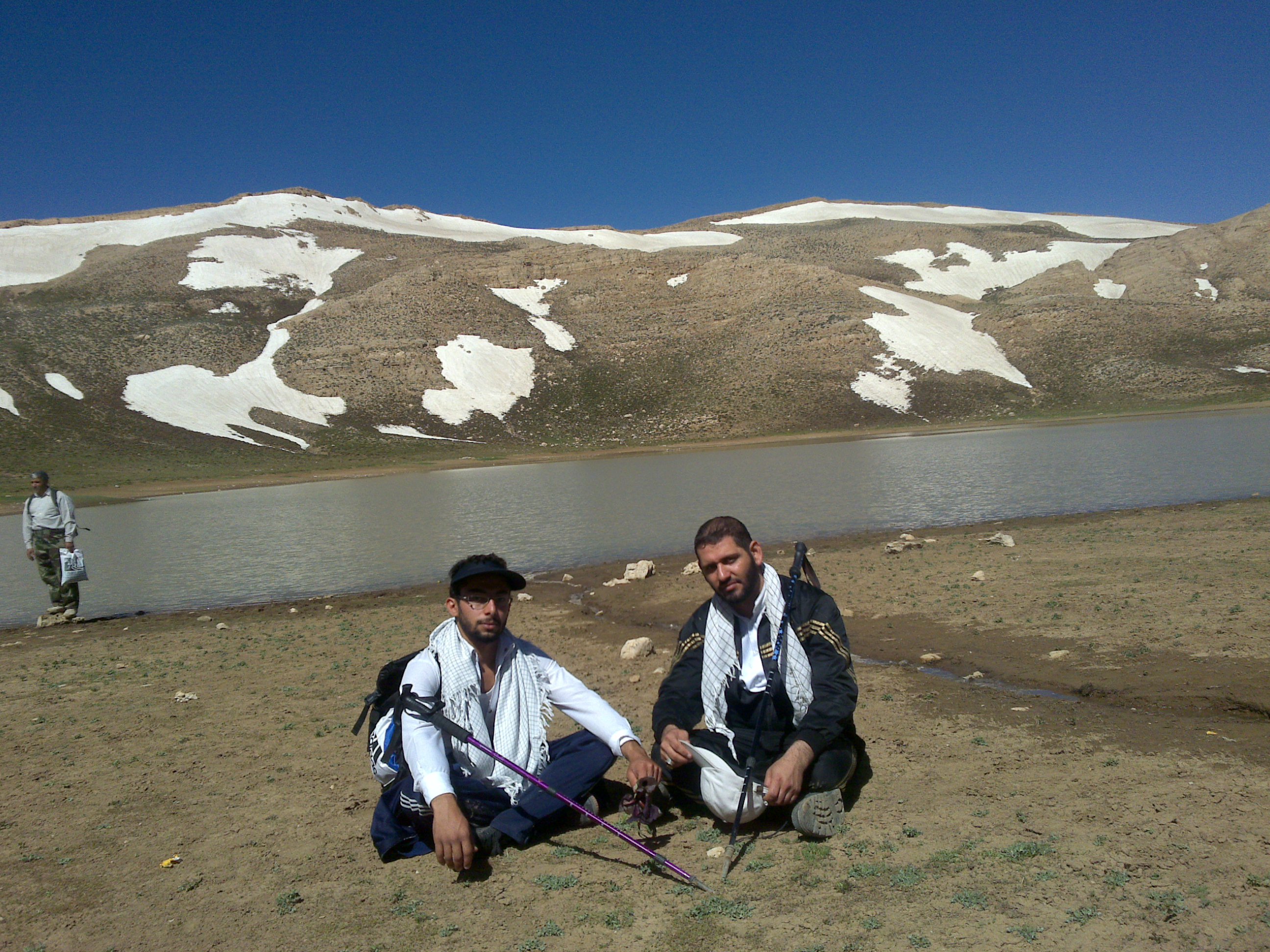 http://s5.picofile.com/file/8132110650/20100528032.jpg