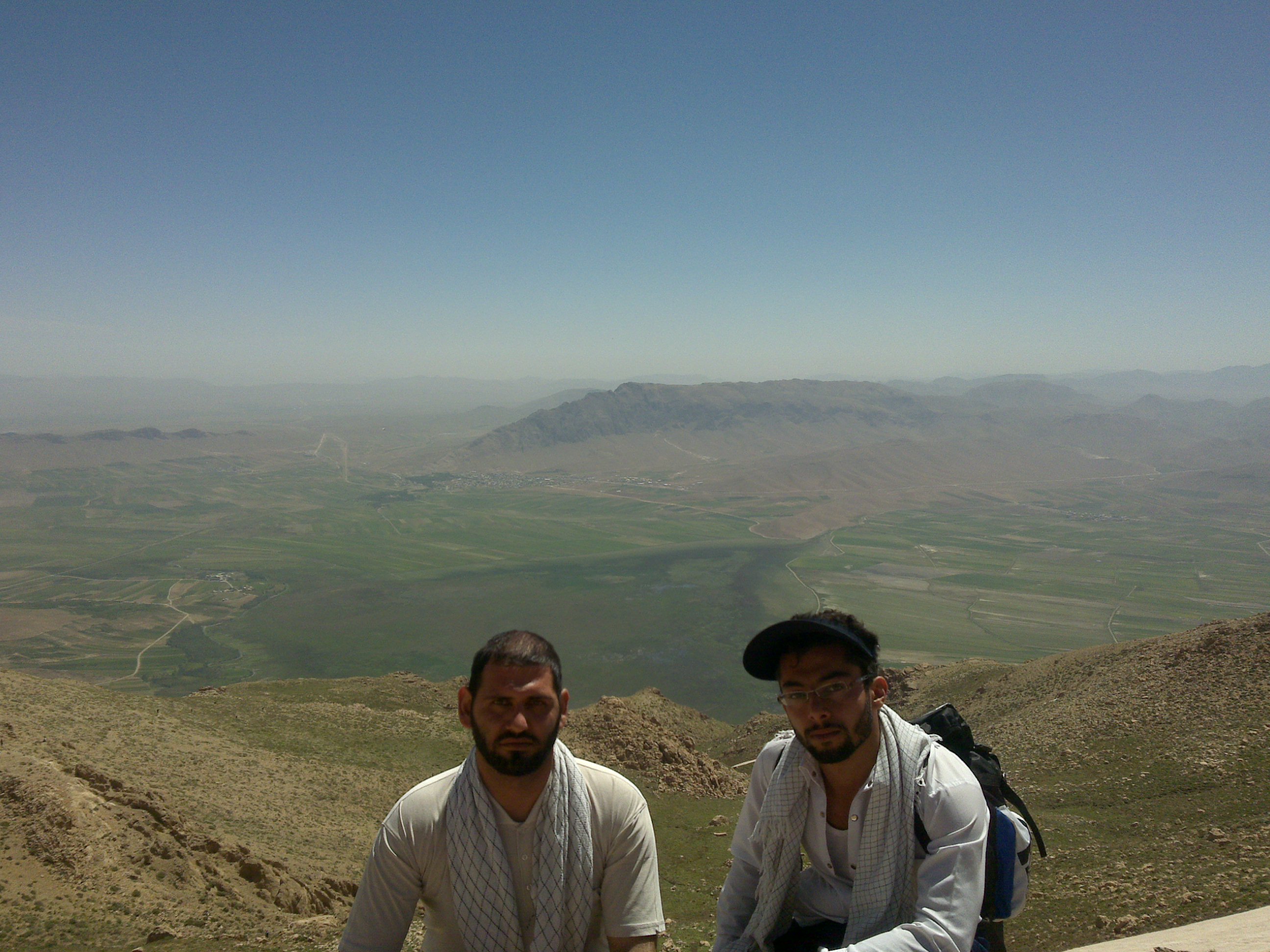http://s5.picofile.com/file/8132110918/20100528039.jpg