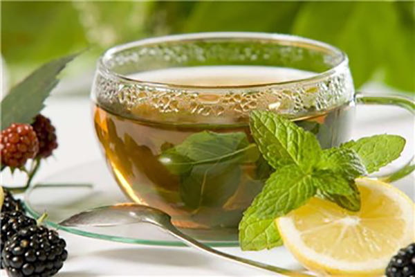 پزشکی: تدابیر غذایی و توصیههای برای گرفتگی صدا پزشکی: تدابیر غذایی و توصیههای برای گرفتگی صدا