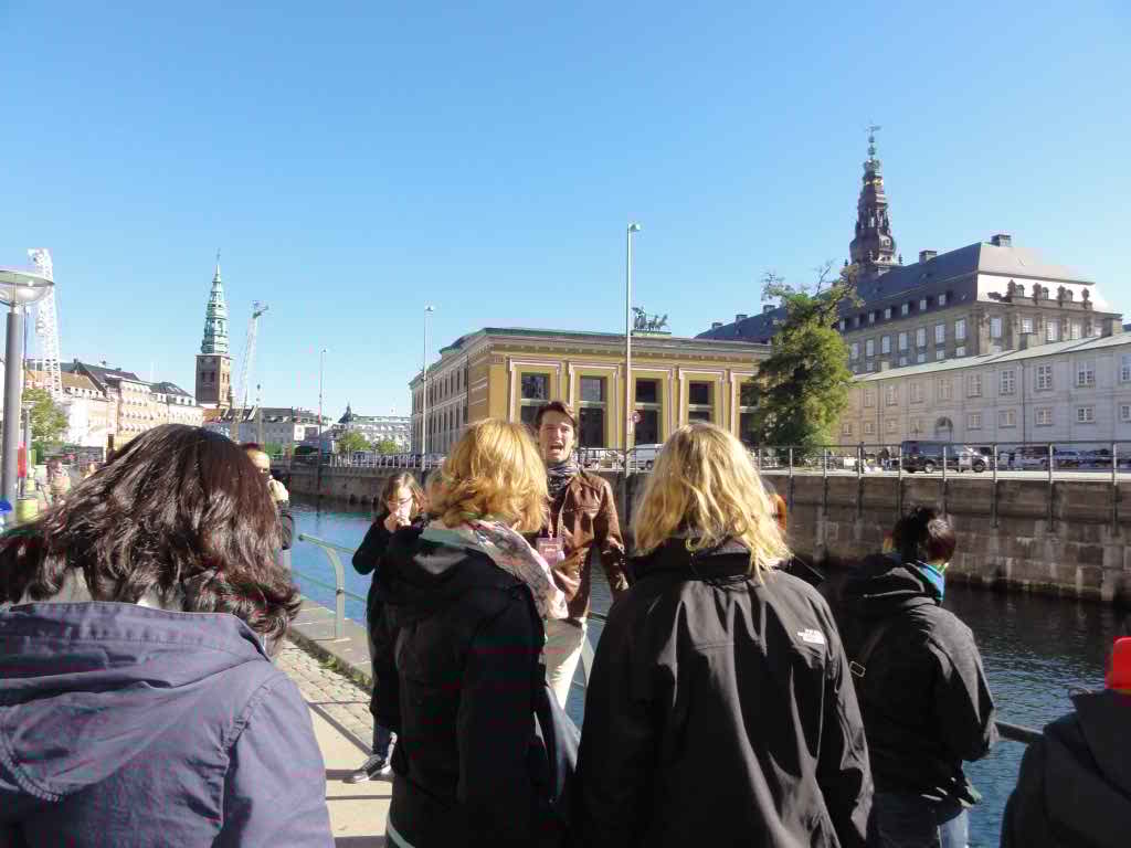 http://s5.picofile.com/file/8137218384/DSC02513.jpg