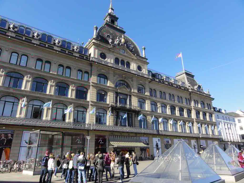 http://s5.picofile.com/file/8137218576/DSC02530.jpg