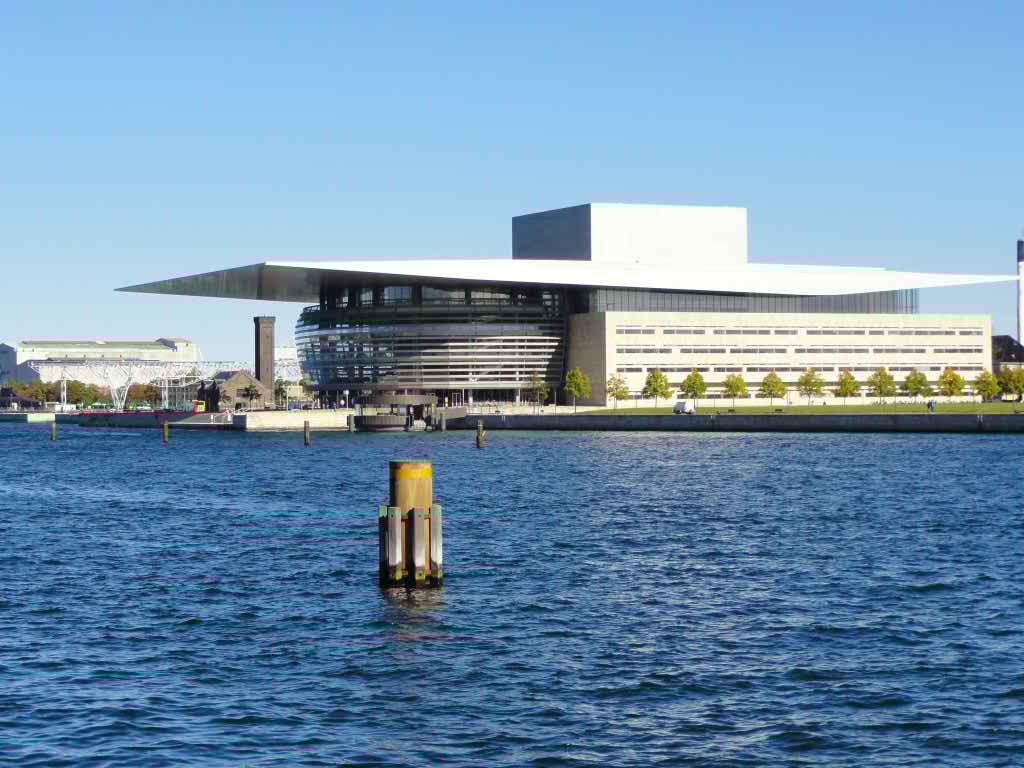 http://s5.picofile.com/file/8137218800/DSC02564.jpg