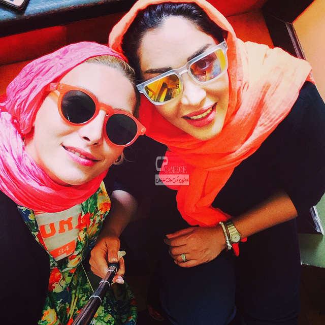 فریبا نادری و سارا منجزی