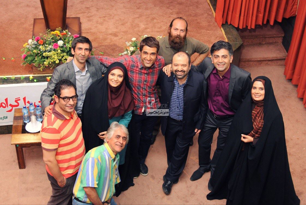 لیندا کیانی،عاطفه رضوی،پژمان جمشیدی و علی صالحی در پشت صحنه سریال سالهای ابری
