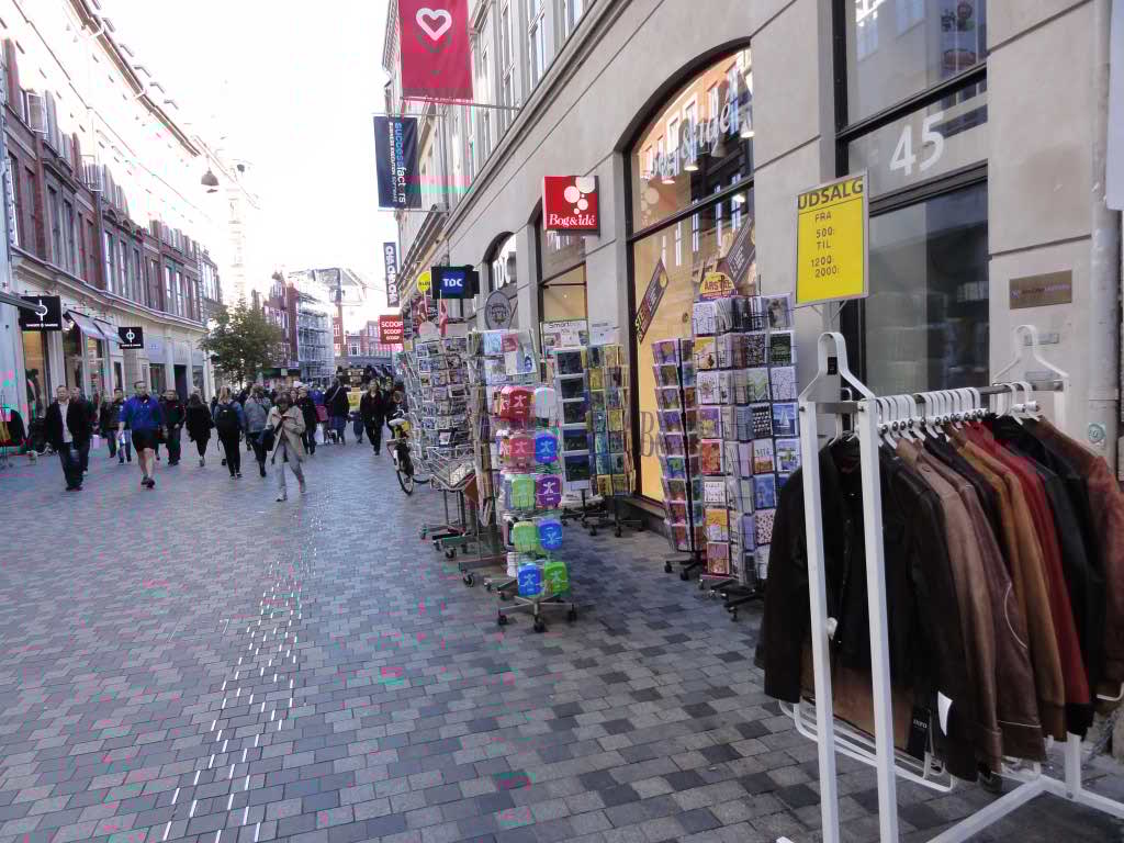 http://s5.picofile.com/file/8140747676/DSC02685.jpg