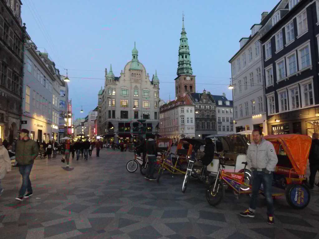 http://s5.picofile.com/file/8140747750/DSC02729.jpg