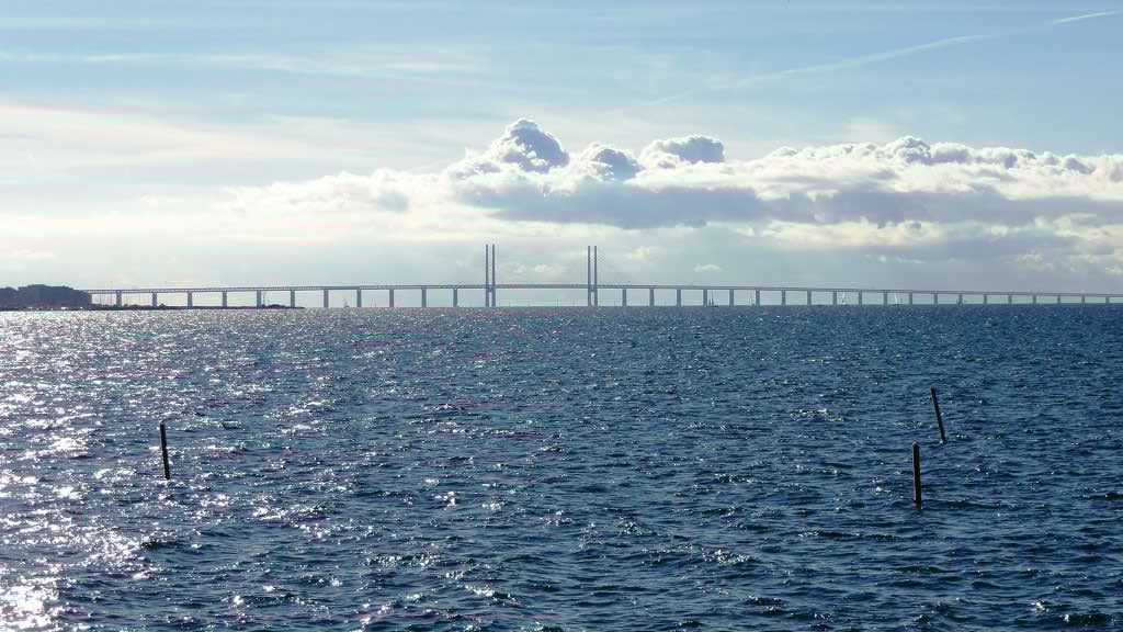 http://s5.picofile.com/file/8142789434/187.jpg