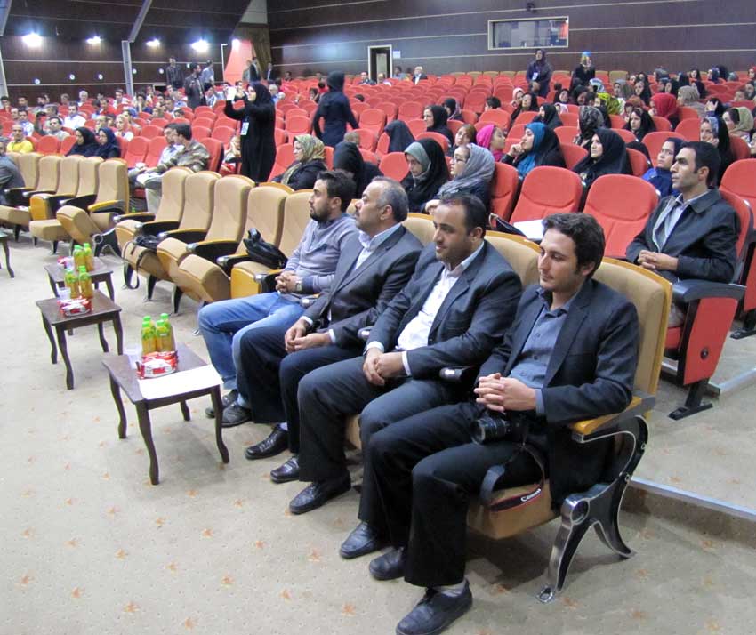 در اولین همایش اشتغال،کارآفرینی وتوانمندسازی معلولان،نابینایان وناشنوایان در تبریز 