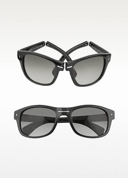 Sponsor_KHJ wore Prada Gray Signature Plastic Sunglasses Made in Italy $355