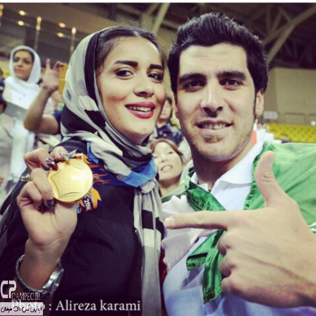شهرام محمودی و همسرش