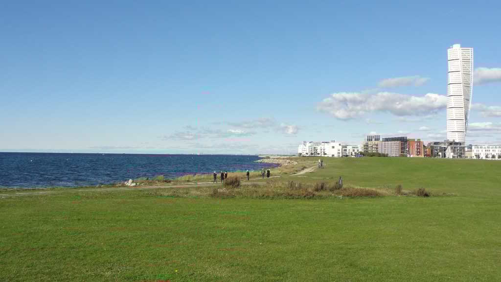 http://s5.picofile.com/file/8144914526/155.jpg
