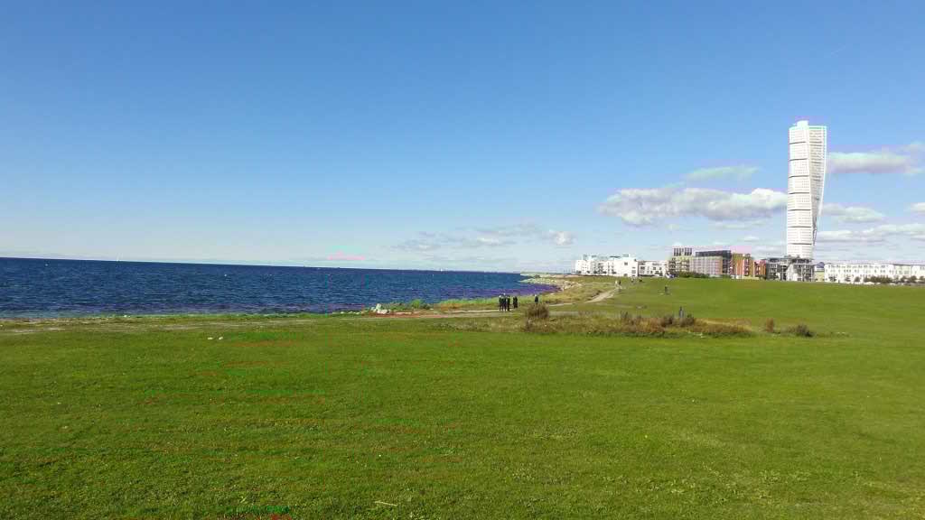 http://s5.picofile.com/file/8144914550/156.jpg