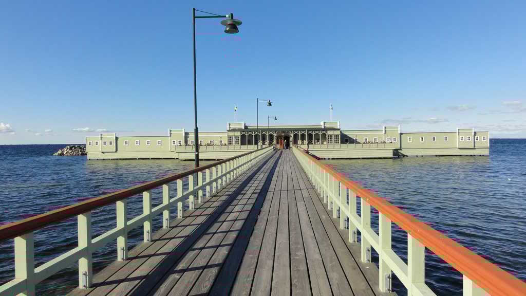 http://s5.picofile.com/file/8144914768/166.jpg