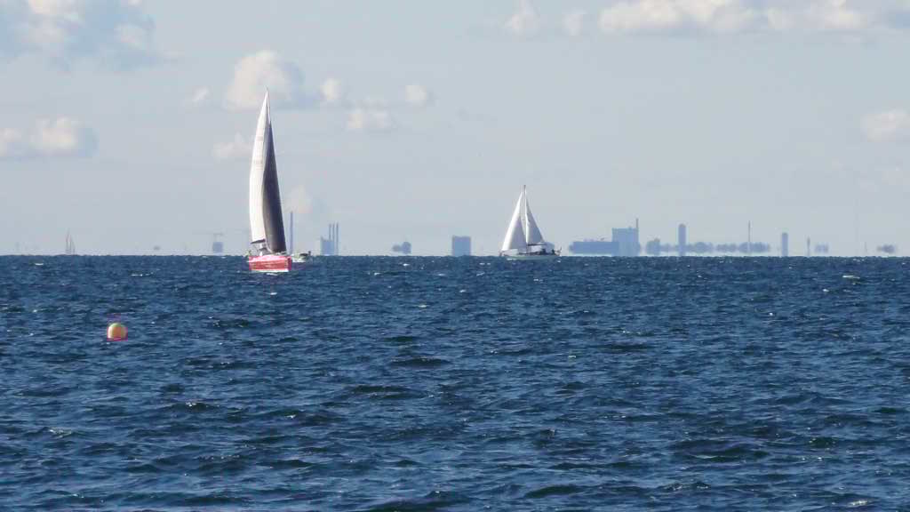 http://s5.picofile.com/file/8144914868/171.jpg